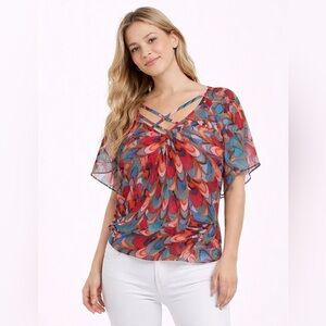 🌺 MM Couture Flowy Blouse